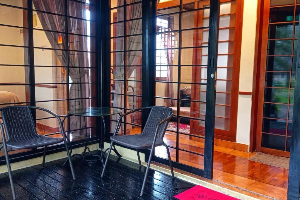 Designer Villa Tokyo Cianjur Kültér fotó