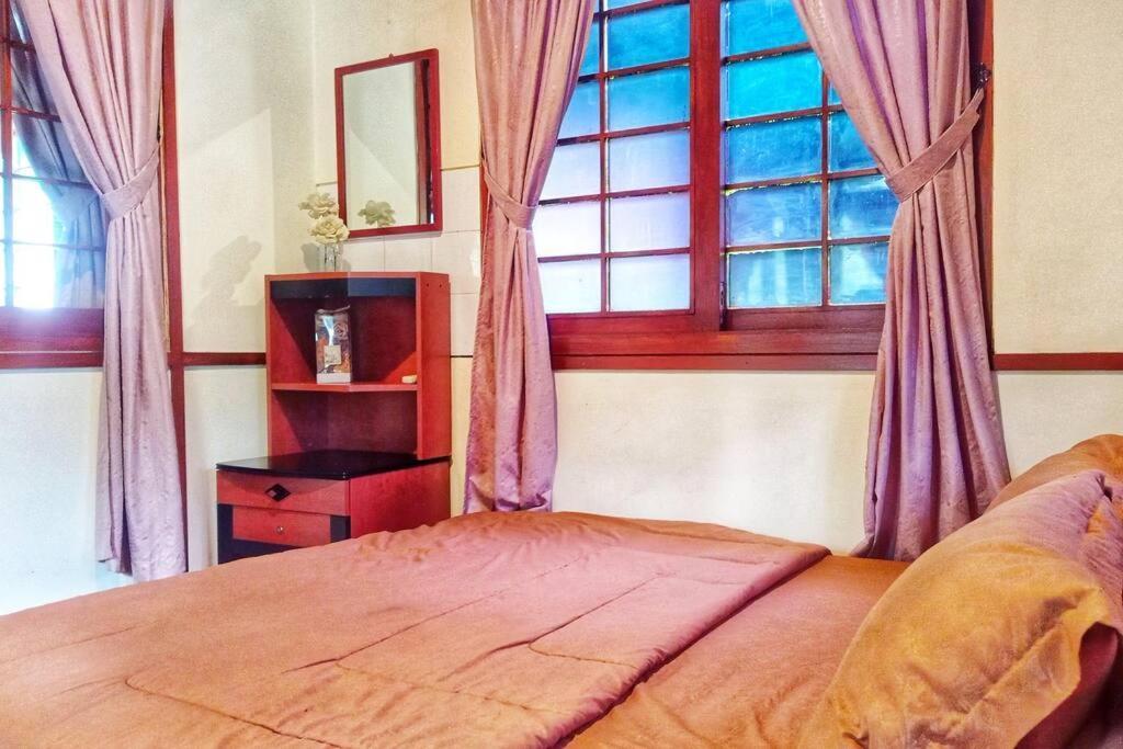 Designer Villa Tokyo Cianjur Kültér fotó