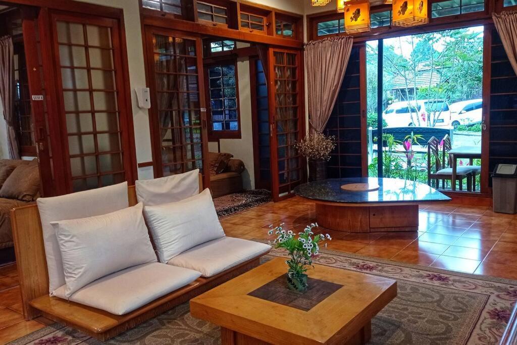 Designer Villa Tokyo Cianjur Kültér fotó